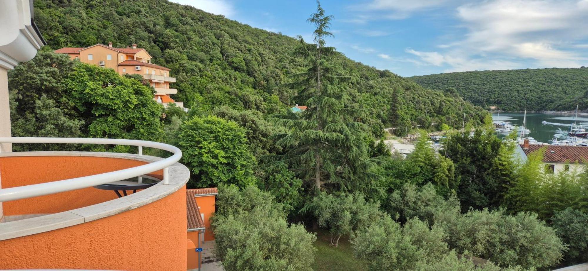 Hotel Carmen Krnica Ngoại thất bức ảnh
